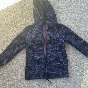 Lululemon size 4 scuba hoodie
